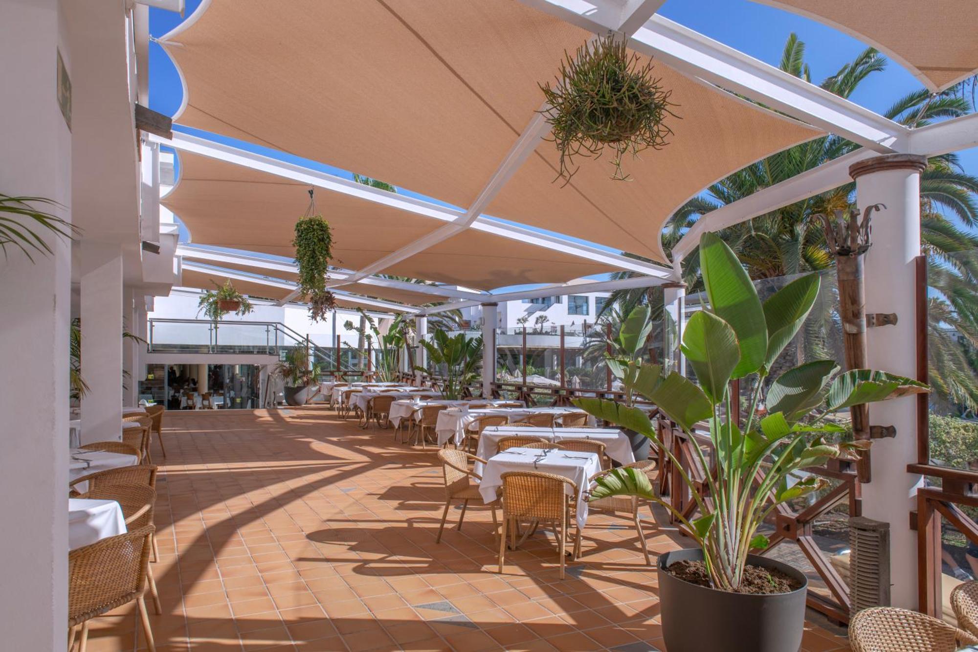 Hotel apartamentowy Marismas De 3*